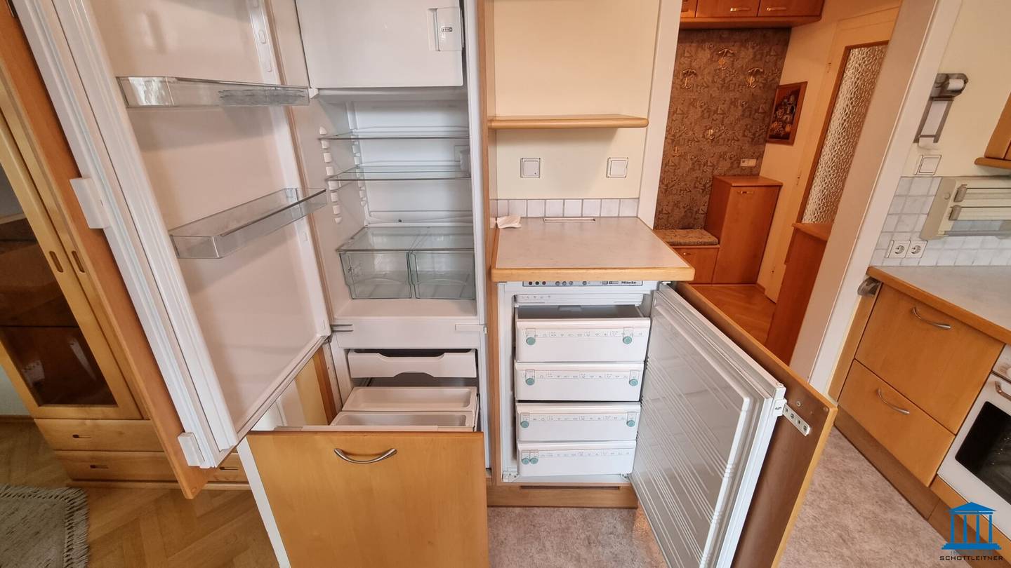 Möbel OHNE Ablöse - Mietwohnung im 1. Liftstock mit traumhaftem Blick auf die Altstadt