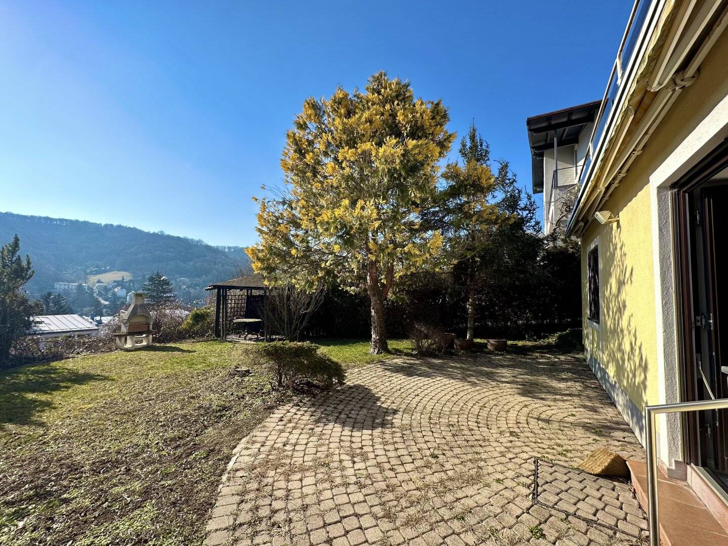 Einzigartige Einfamilienvilla am Ölberg, Klosterneuburg - mit Kaufoption!