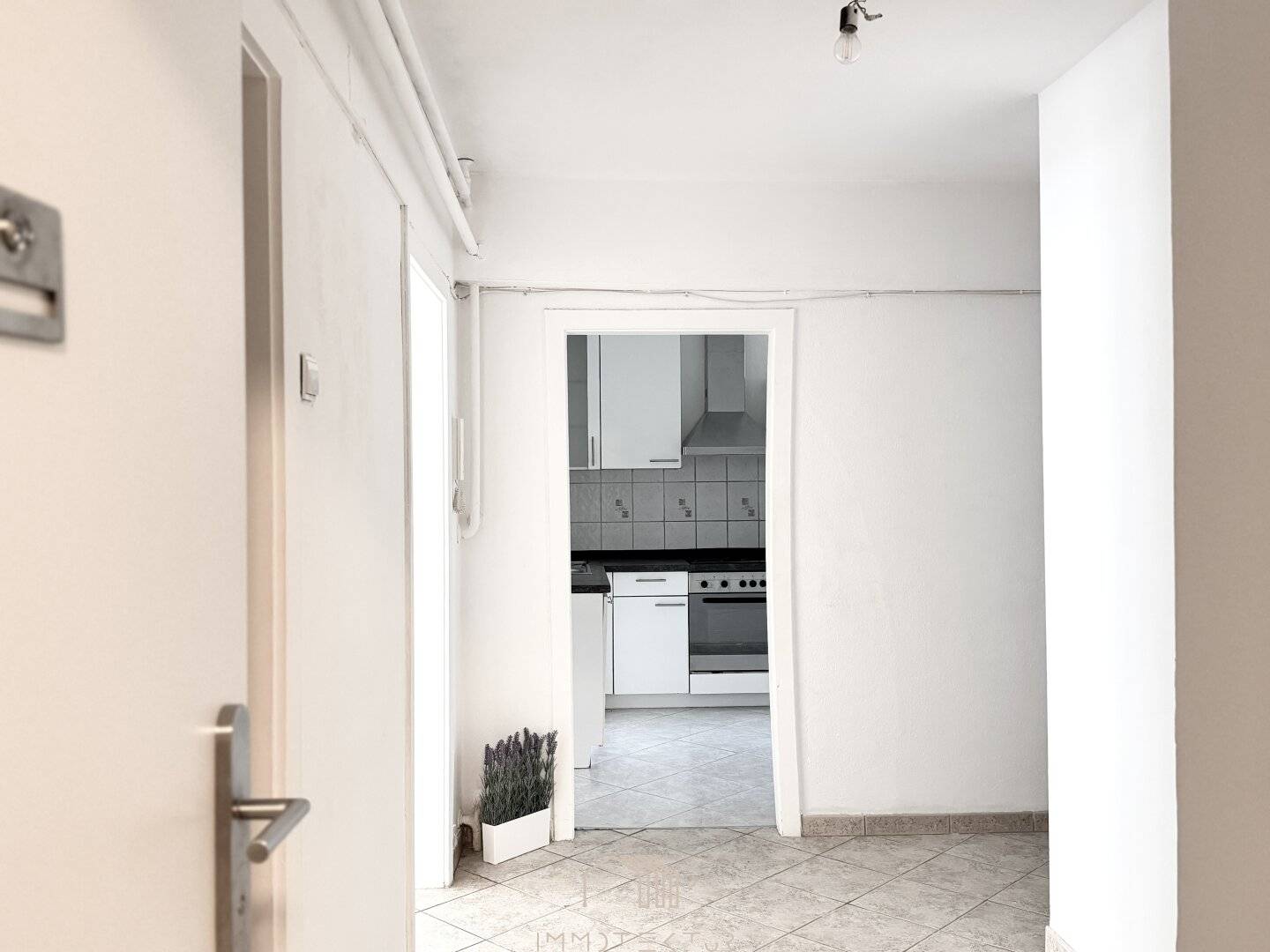 ✨PROVISIONSFREI MIT SCHLOSSBERGBLICK – Helle Wohnung mit Loggia, Balkon & allgemeiner Dachterrasse