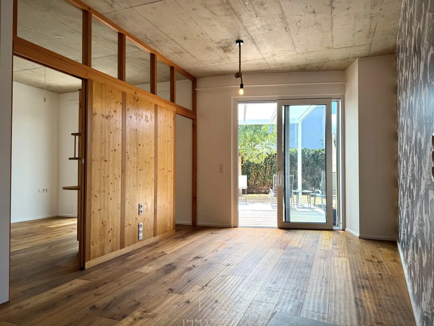 NATUR & DESIGN NAHE LKH: Exklusive 2-Zimmer‑Wohnung – ideal für MED-StudentInnen