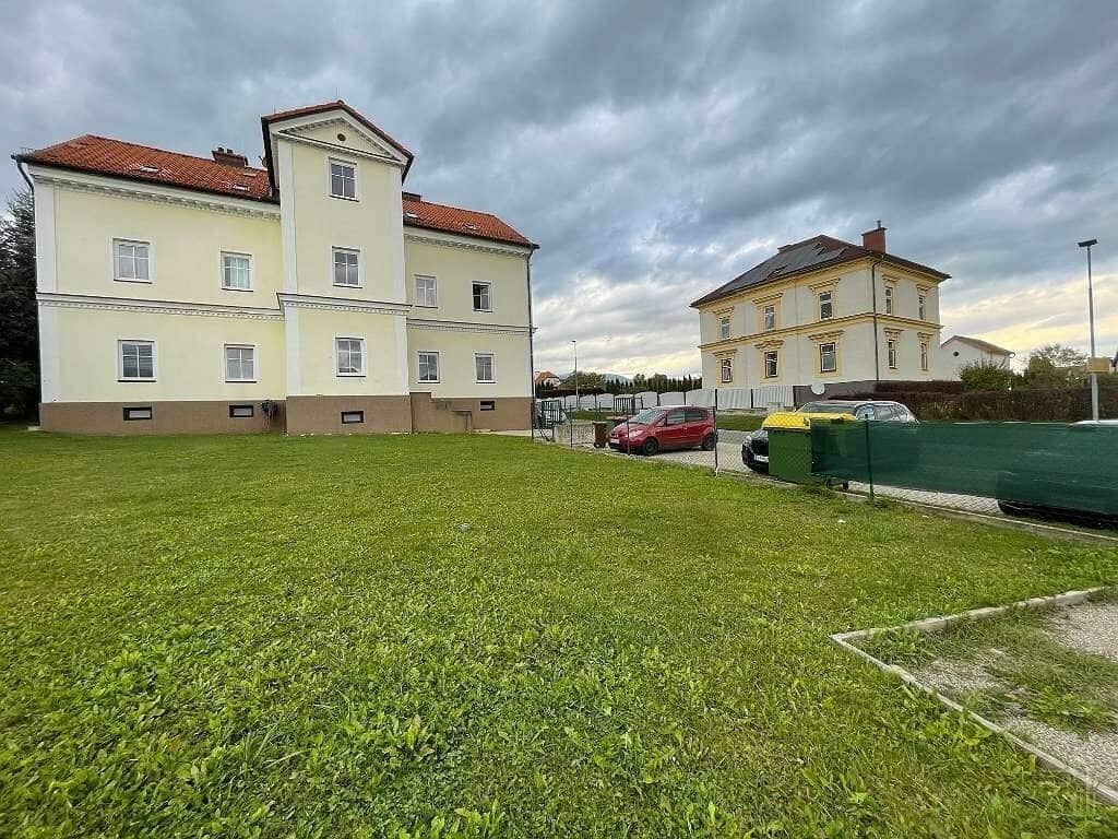 Neuwertige DG-Wohnung in Knittelfeld – sofort verfügbar