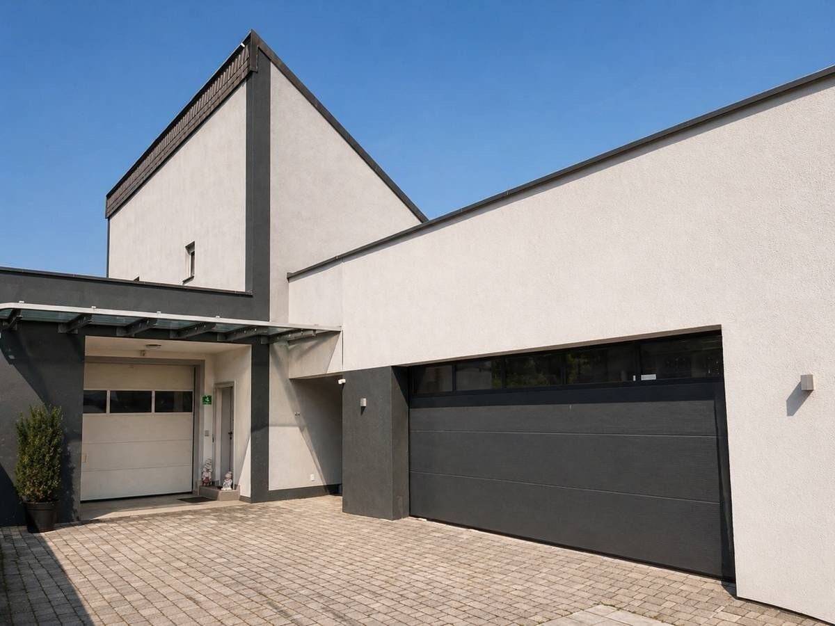 Außergewöhnliches Einfamilienhaus mit Wintergarten & Doppelgarage mit Hebebühne in Toplage von Spielberg