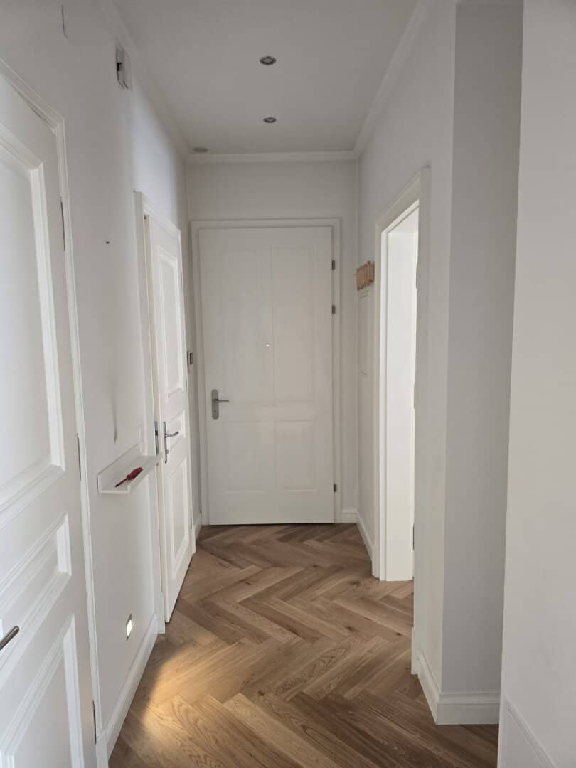 Echte Rarität - Altbauwohnung mit feiner Terrasse