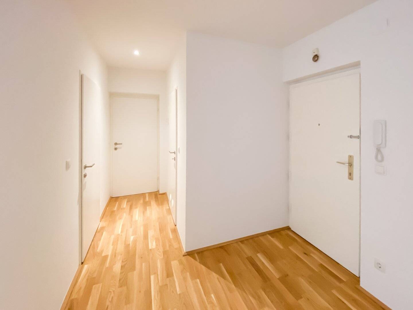 Sanierte Eigentumswohnung direkt bei der U1 Troststraße