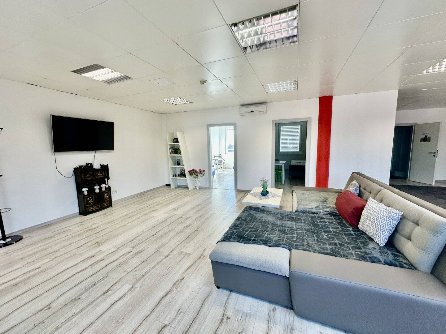 Exklusive Gewerbefläche mit individueller Nutzungsmöglichkeit im Wirtschafszentrum in Spielberg