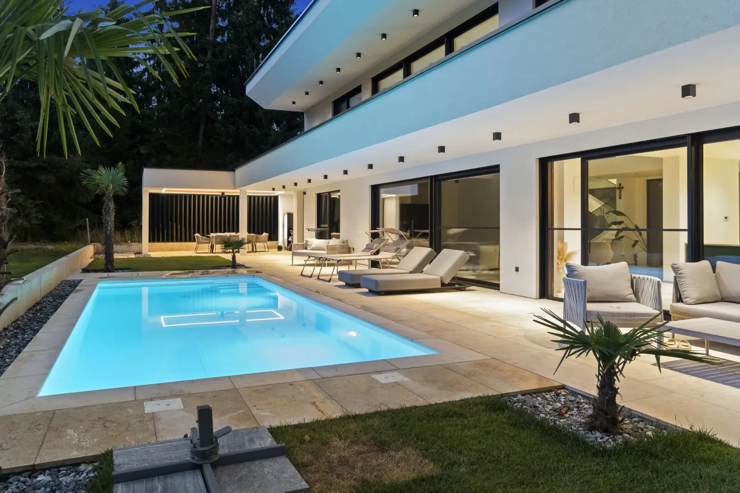 LUXUS - VILLA IN TOP LAGE ZU VERKAUFEN