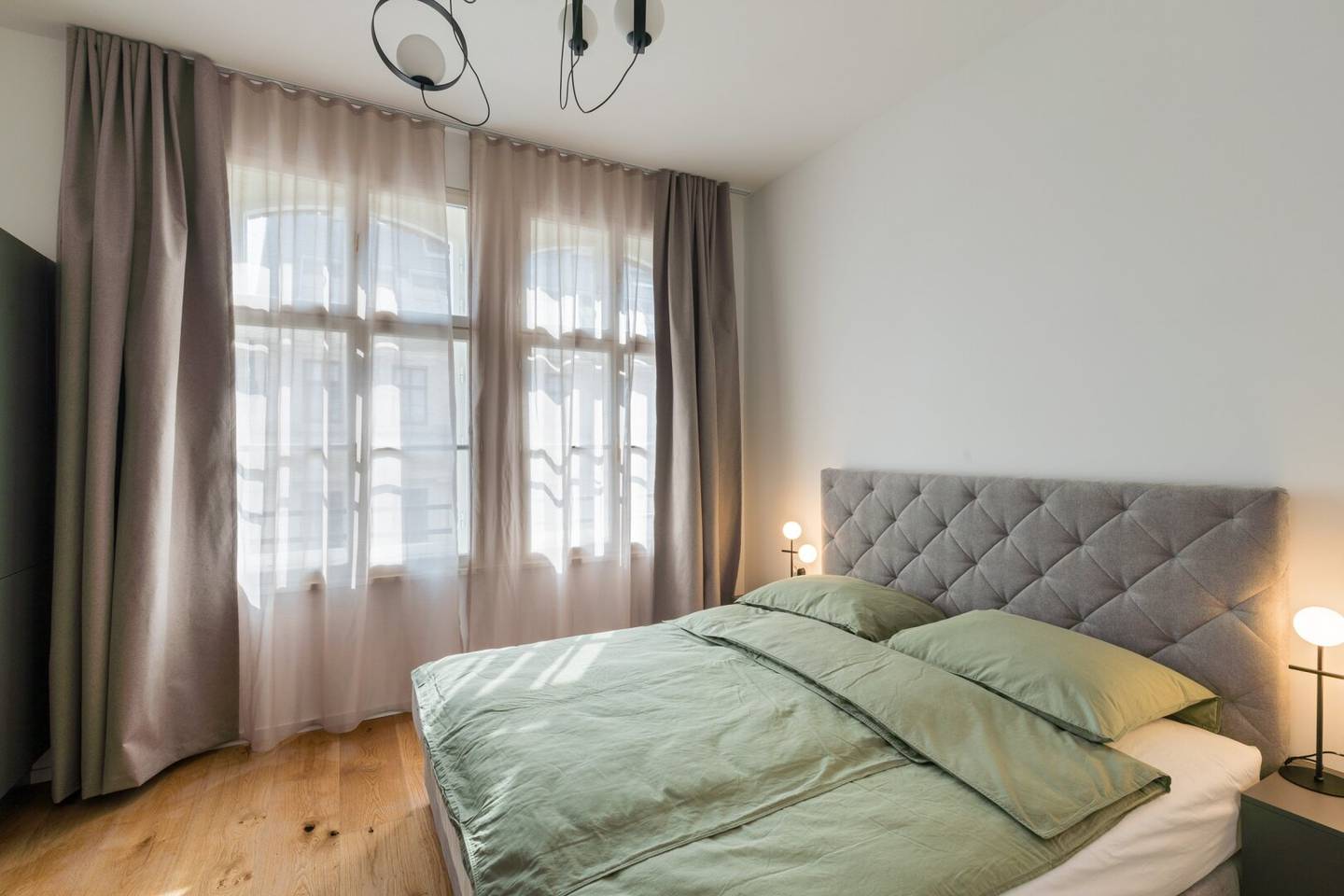 Traumhafte Altbauwohnung in zentraler Lage - modern mit luxuriösen Extras - anna8 | apartments.