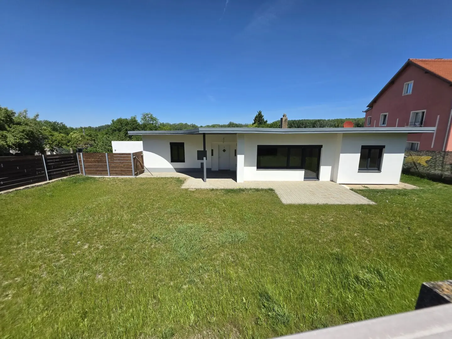 Miethaus mit Garten auf 400m² Grund