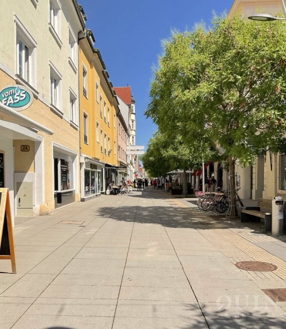 118m2 Dachgeschosswohnung in der Fußgängerzone, mit Eingängen!