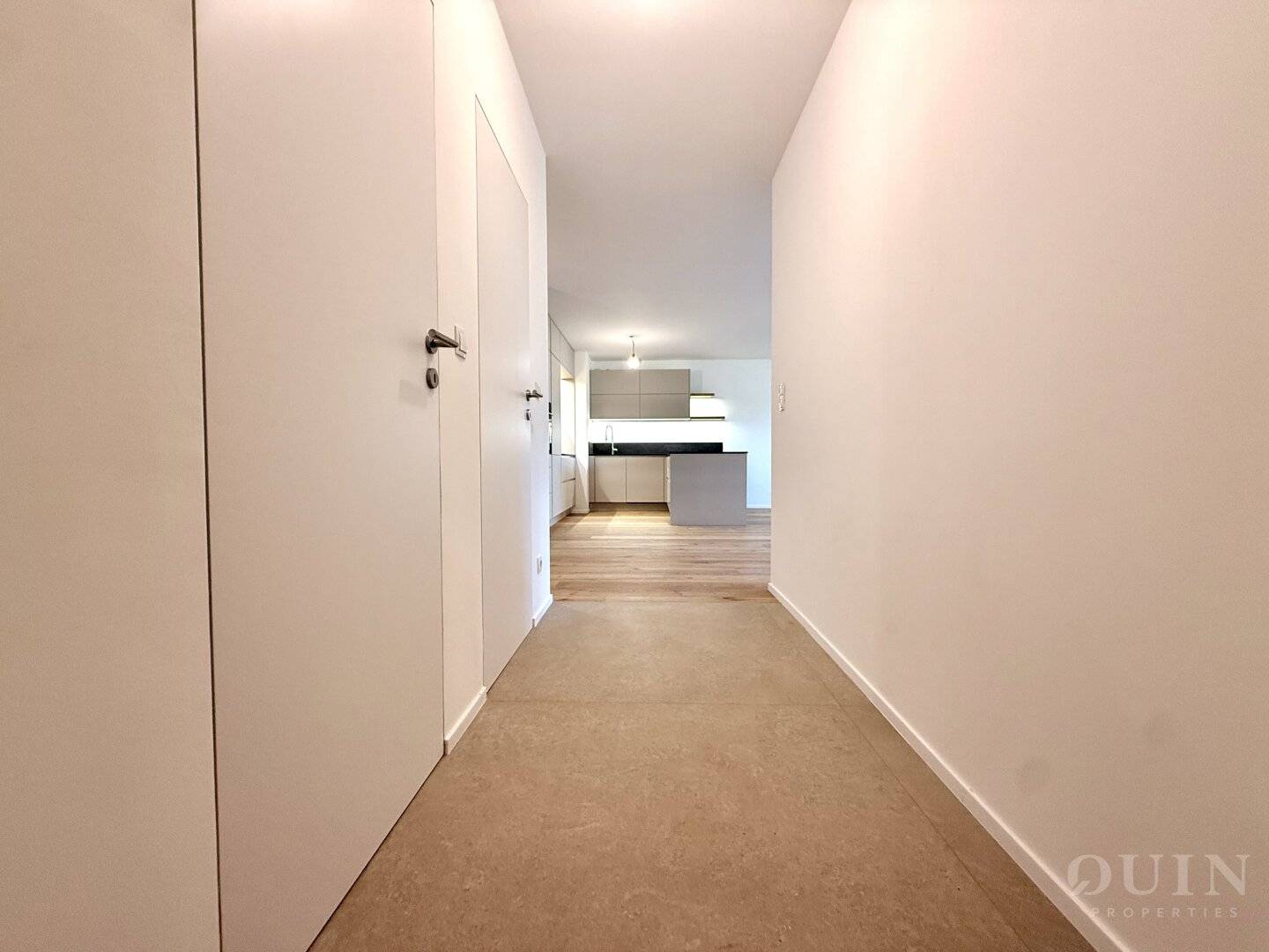 Erstbezug! Exklusive 4-Zimmer Gartenwohnung mit Loggia und TG-Platz!