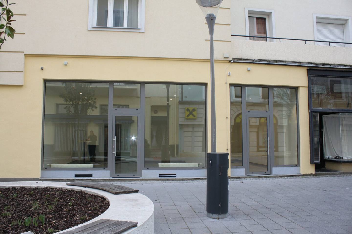 Provisionsfrei: Zwei Geschäftslokale in einem, zwei Separate Eingänge, endlose Nutzungsmöglichkeiten