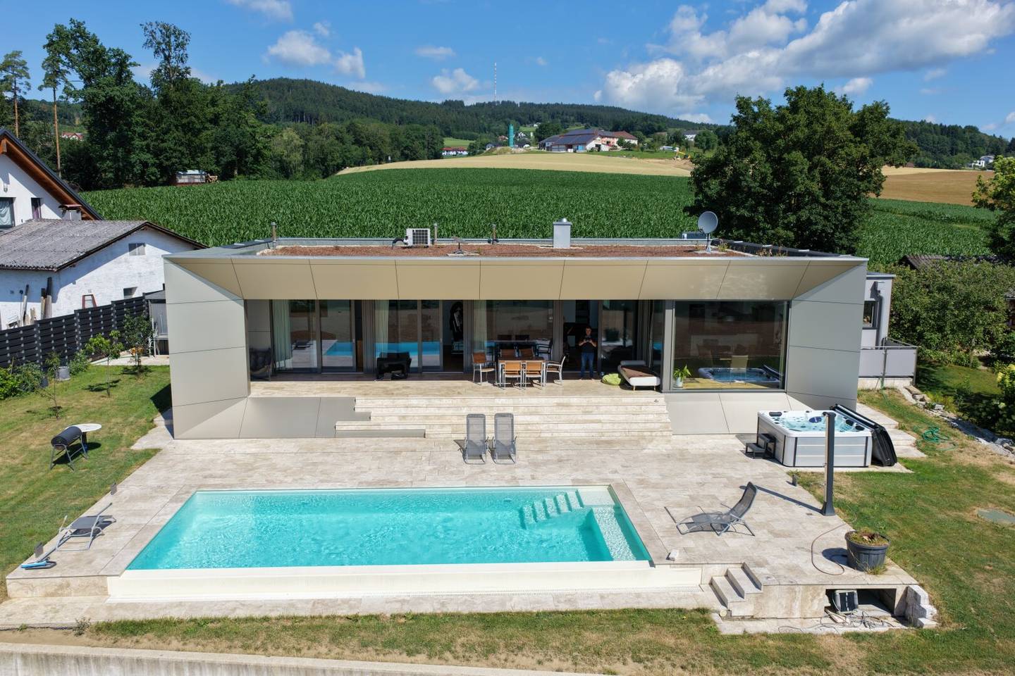 Verkauf eines wunderschönen Architektenhauses in Aussichtslage von Lichtenberg bei Linz