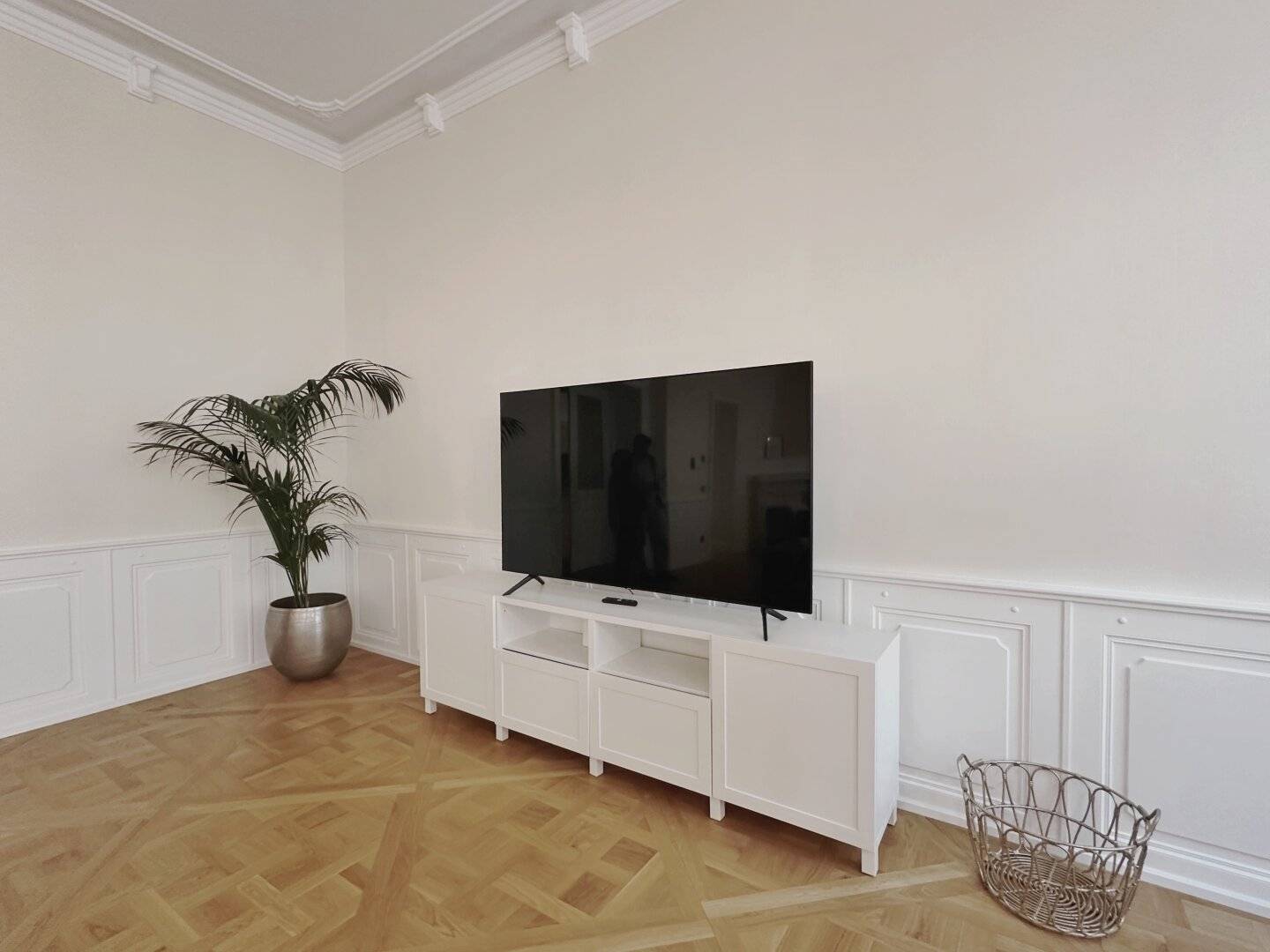 Luxuriöse Stadtwohnung in Top-Lage mit hochwertiger Ausstattung und Balkon.