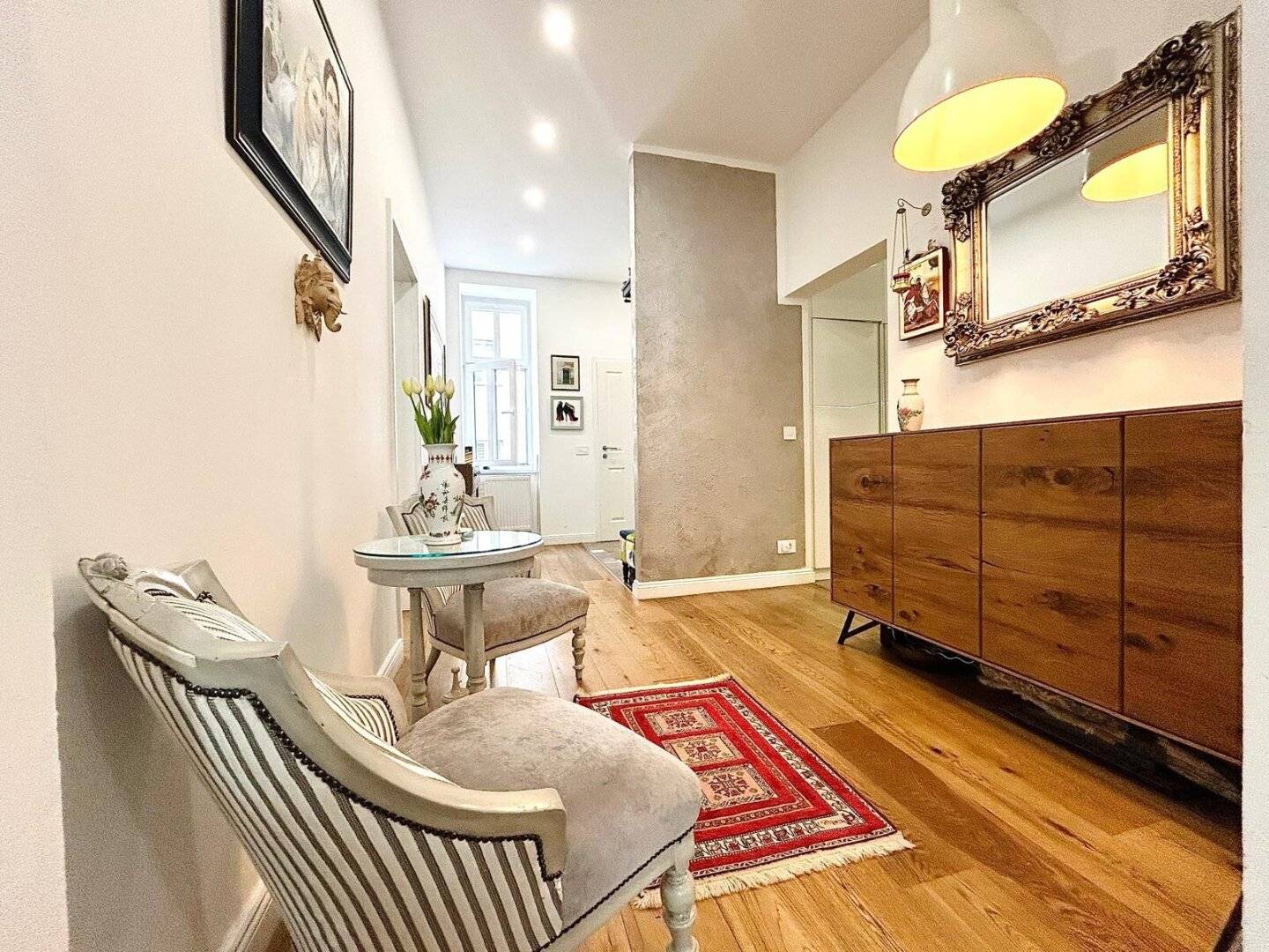 Historischer Altbau trifft modernen Luxus | Exklusive 4-Zimmer-Residenz