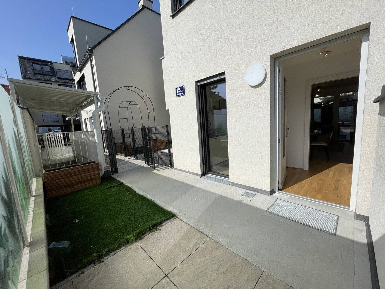 Mehr als eine Wohnung: modernes Townhouse mit eigenem Garten & Hausgefühl im Projekt KLUGARTOWN!