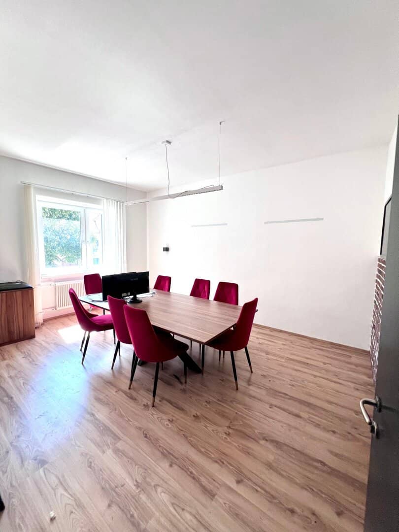 Büroflächen von 20 bis 160 m² zu vermieten – Lendplatz 30