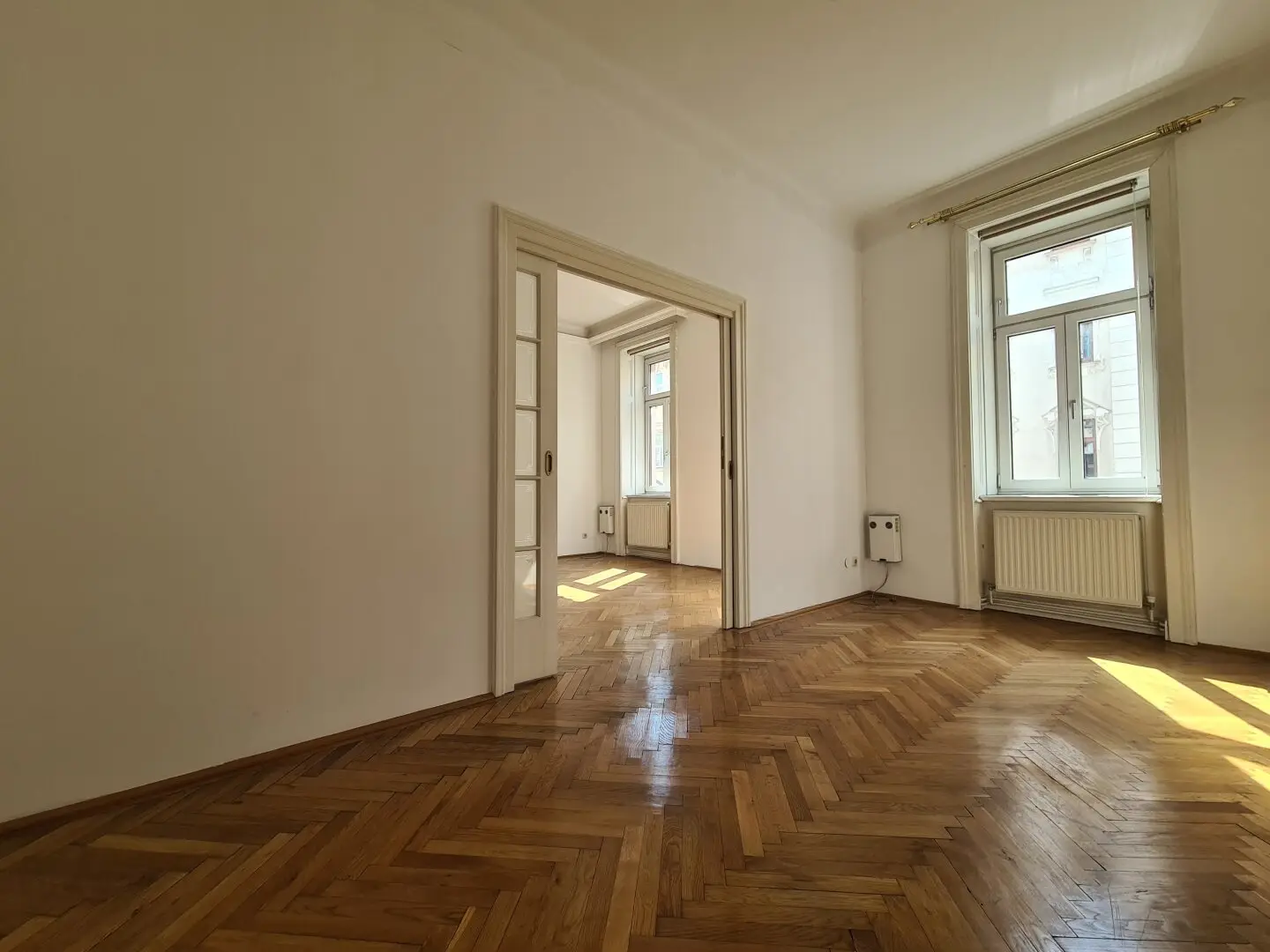 Gemütlicher Altbau | Hohe Räume | Gewerbe möglich