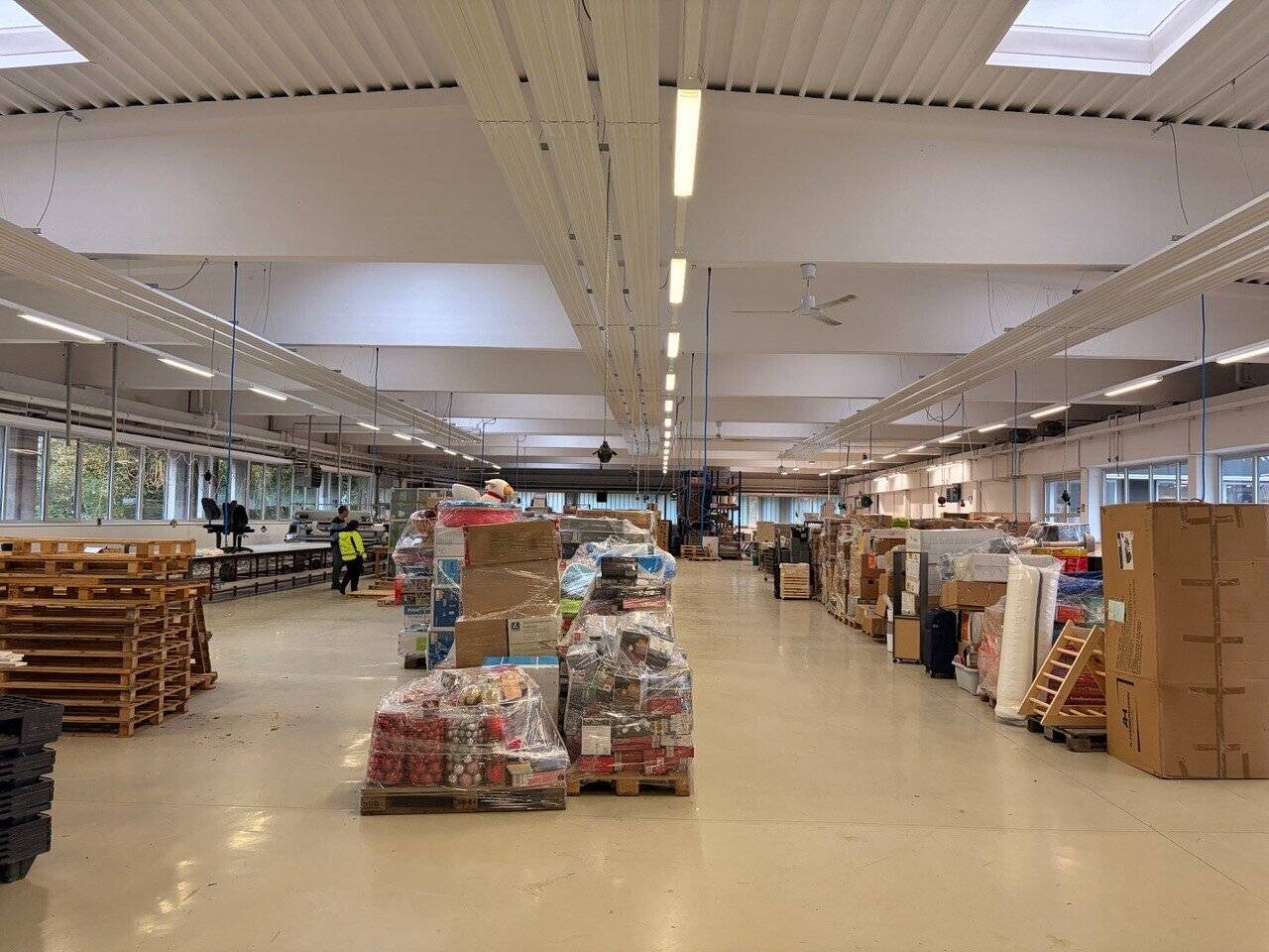 Attraktive Gewerbehalle in der Linzer Industriezeile zu vermieten