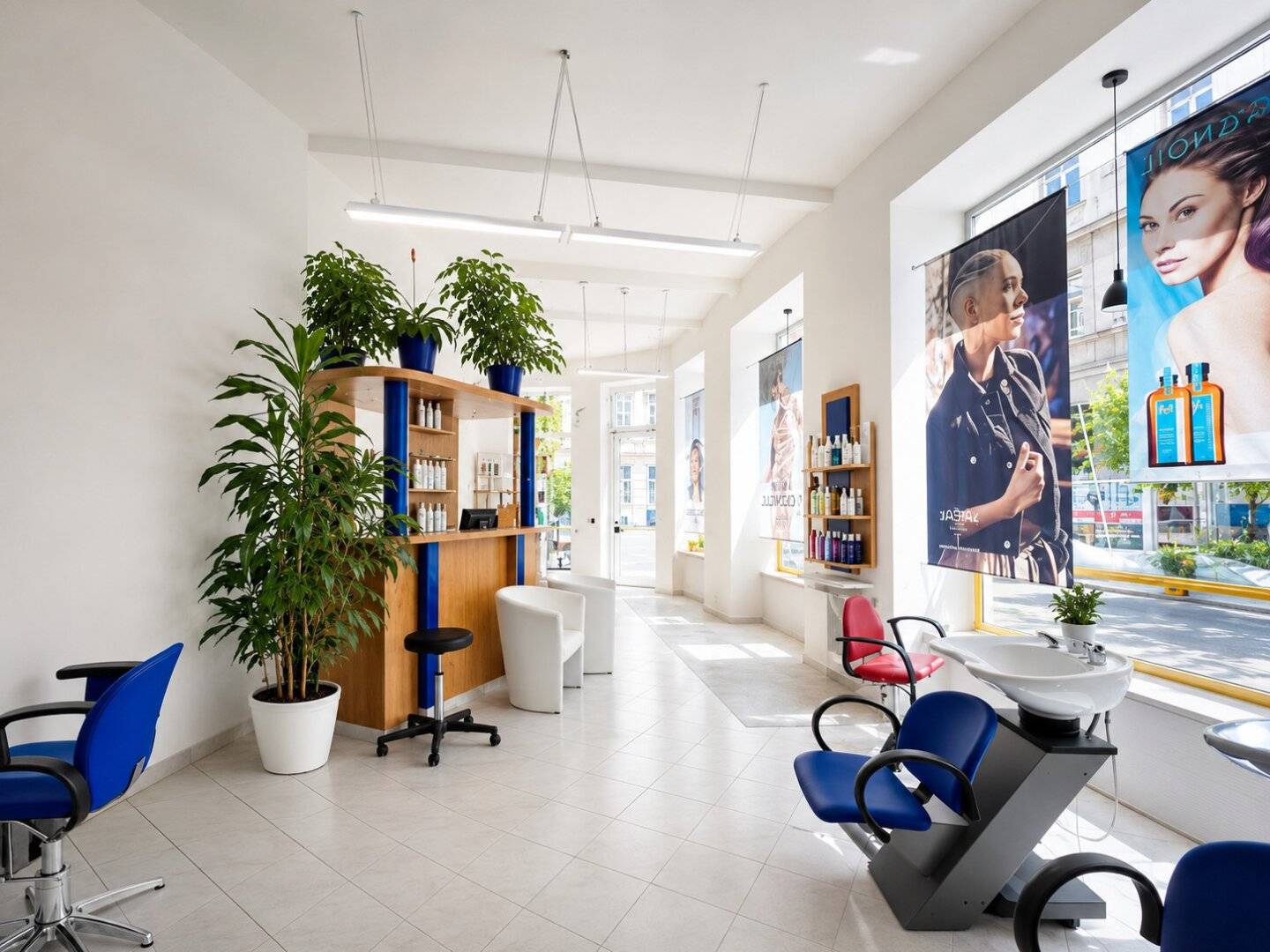 Helles Friseur-/Beautystudio nahe Rochusgasse!