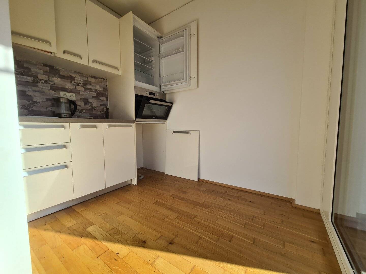Gartenwohnung mit Loggia und Parkplatz