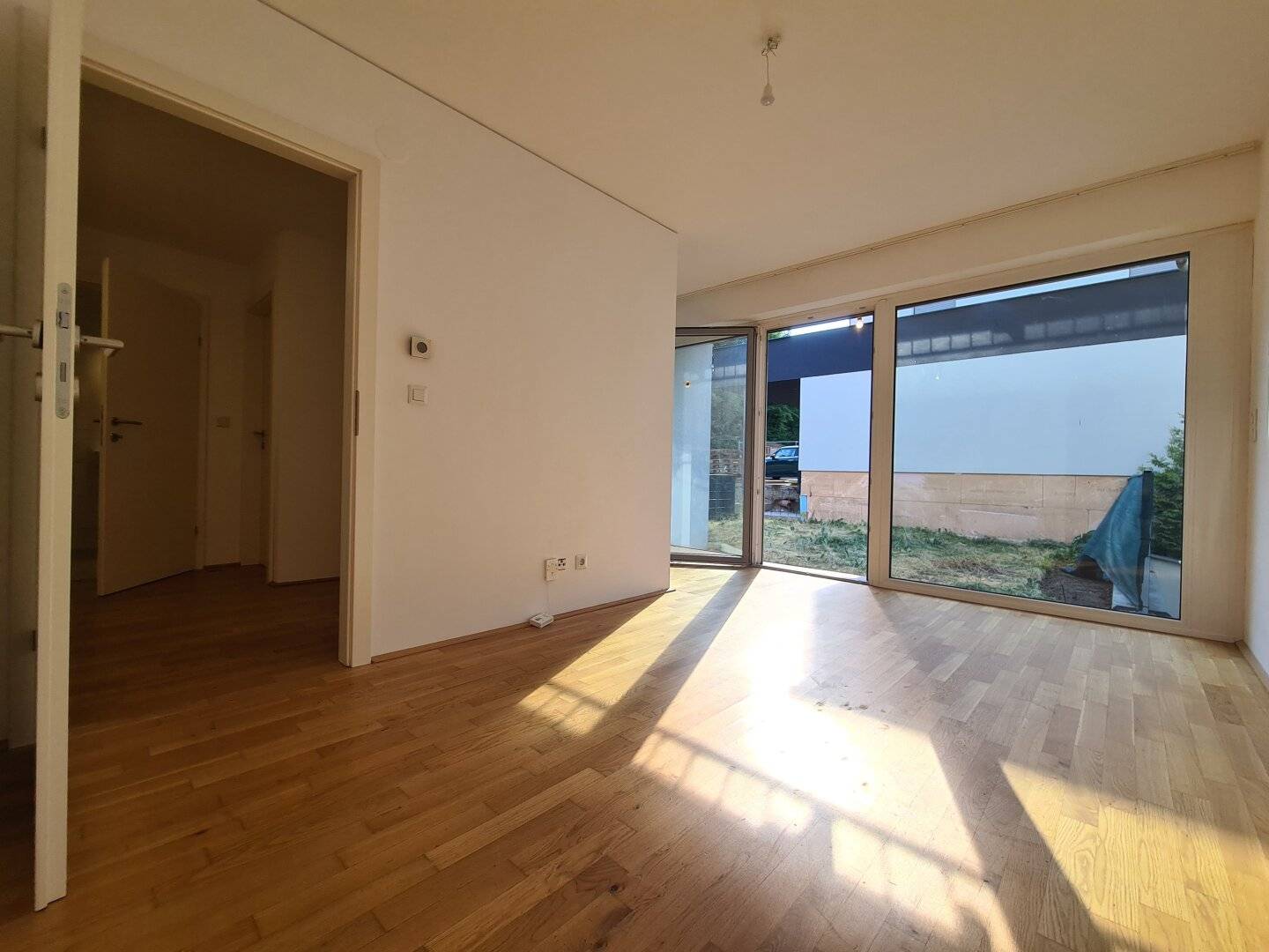 Gartenwohnung mit Loggia und Parkplatz