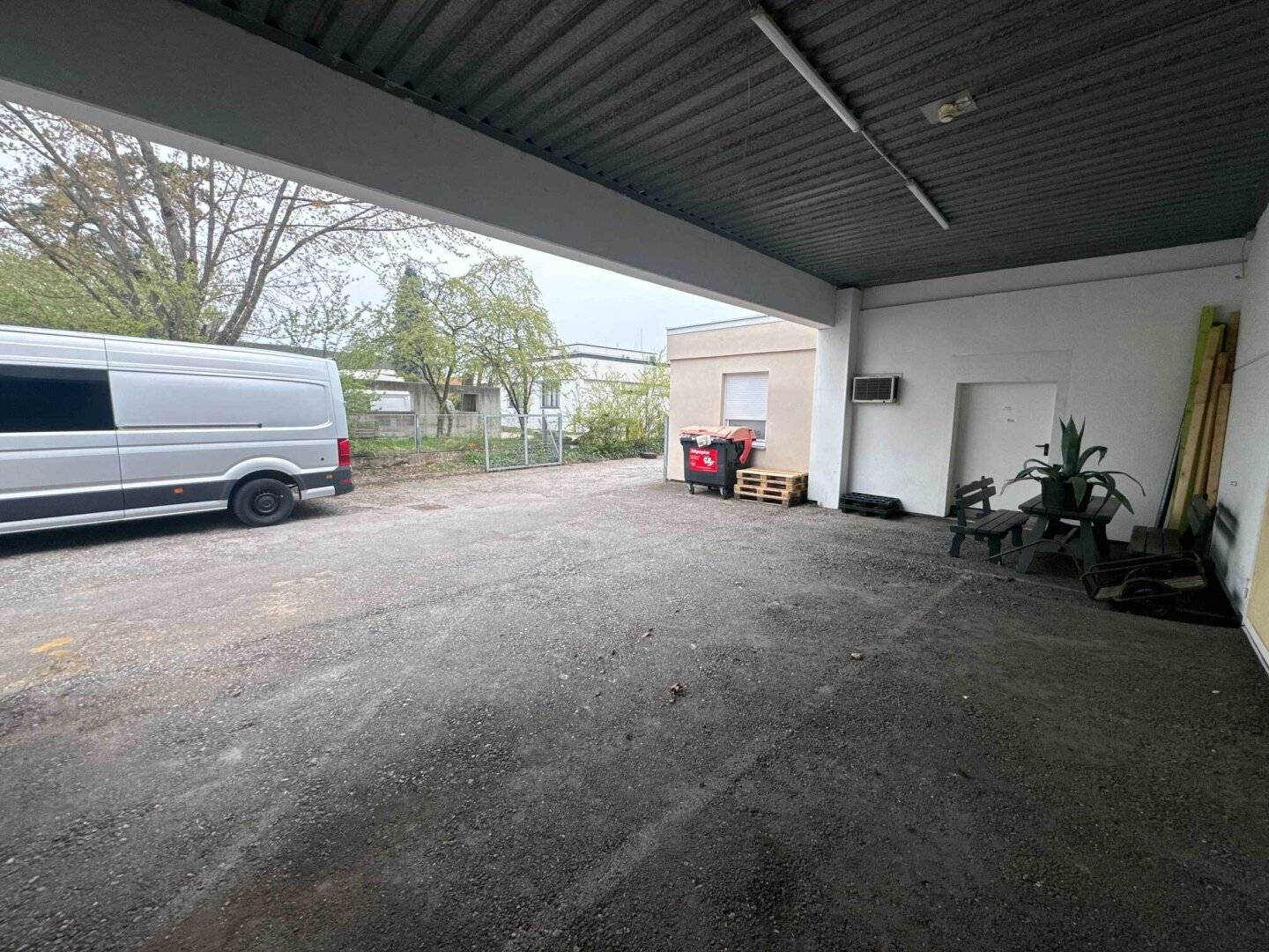 Vermietung von effizienten Lagerflächen in zentraler Lage von Asten