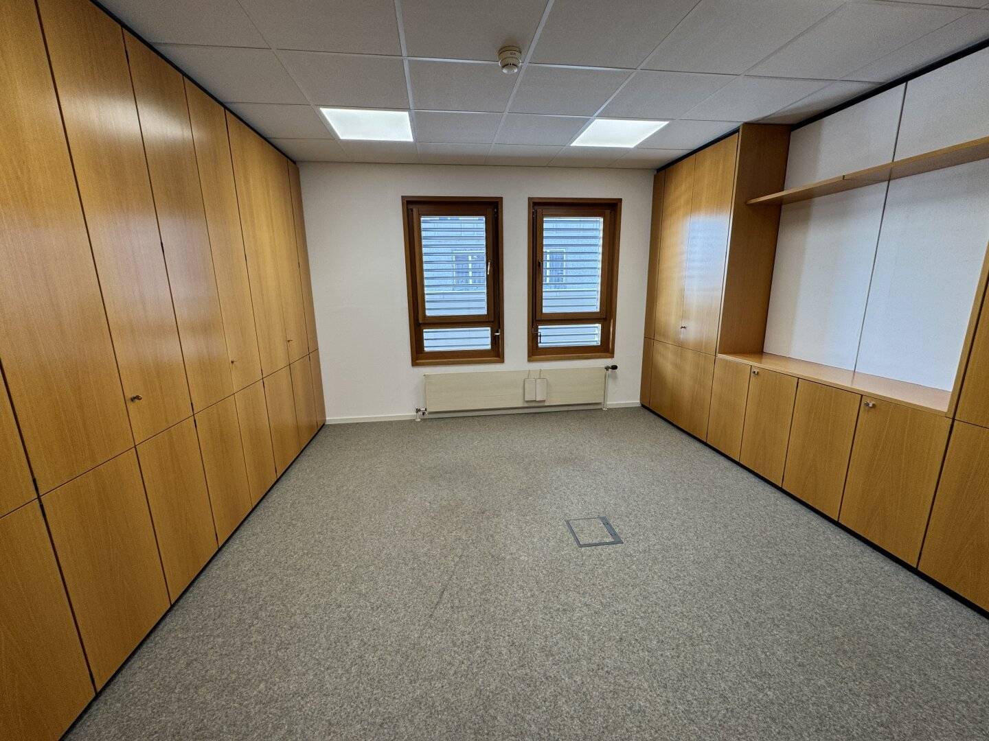 Vermietung einer attraktiven Büro/Praxis/Kanzleifläche auf der Linzer Landstrasse nach kundenspezifischer Adaptierung