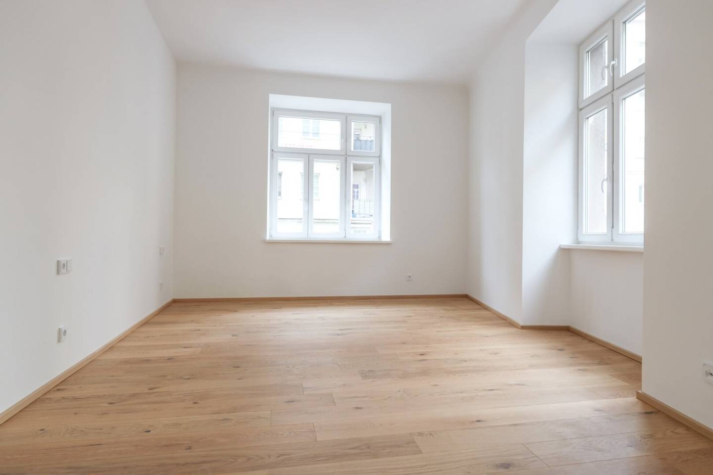 Erstbezug nach Kernsanierung - 57m² - Nähe Kardinal Nagl Platz
