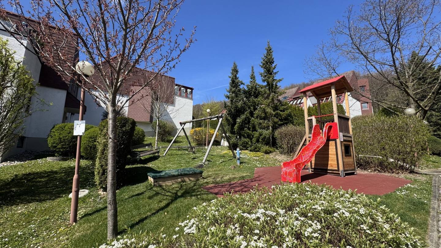 3-Zimmer-Wohnung mit Loggia, Terrasse und Stellplatz in Gablitz