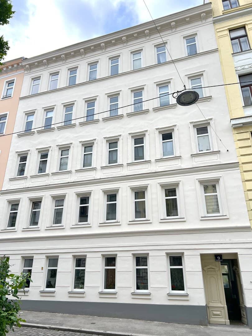 Wohnung Fully renovated Altbau central location