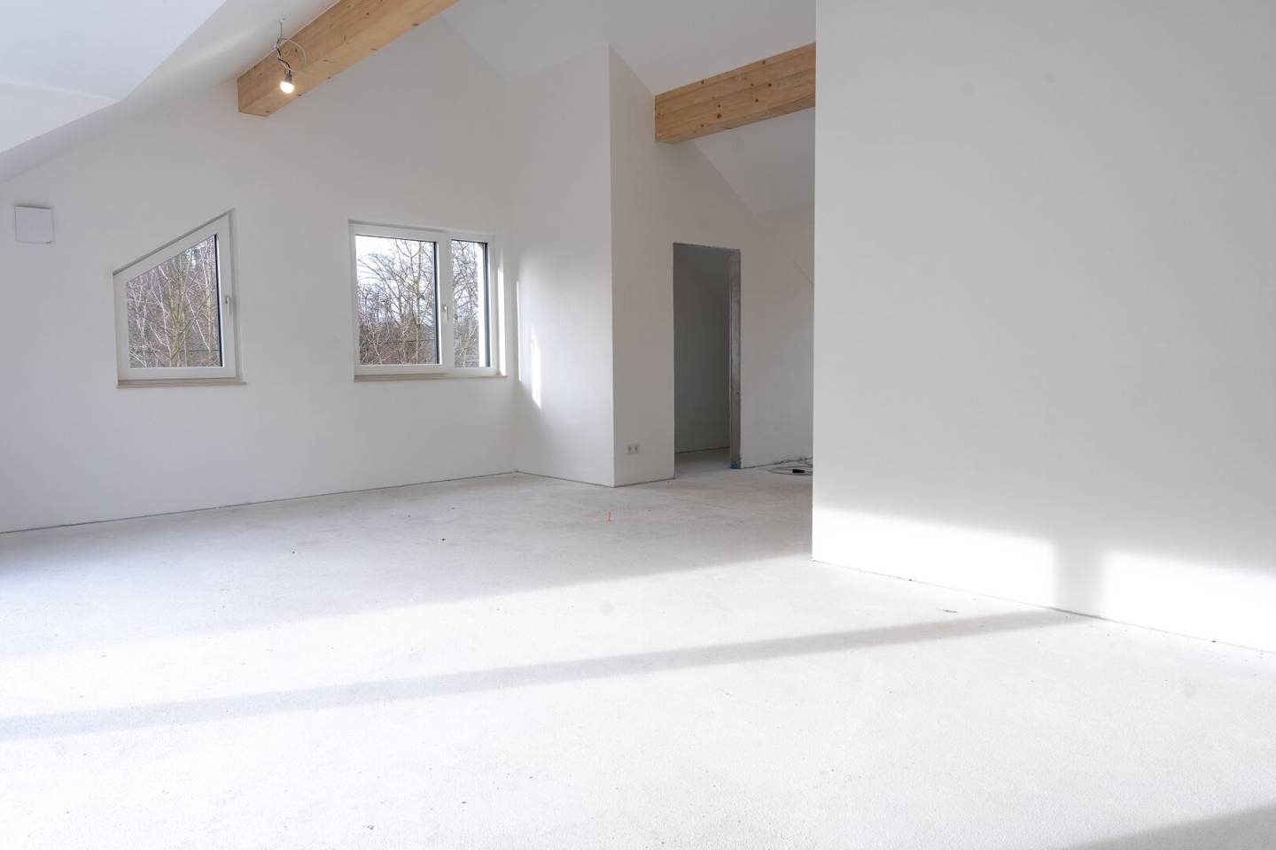UNTERSBERGBLICK DELUXE! PROVISIONSFREIES 4-ZIMMER DACHGESCHOSSJUWEL