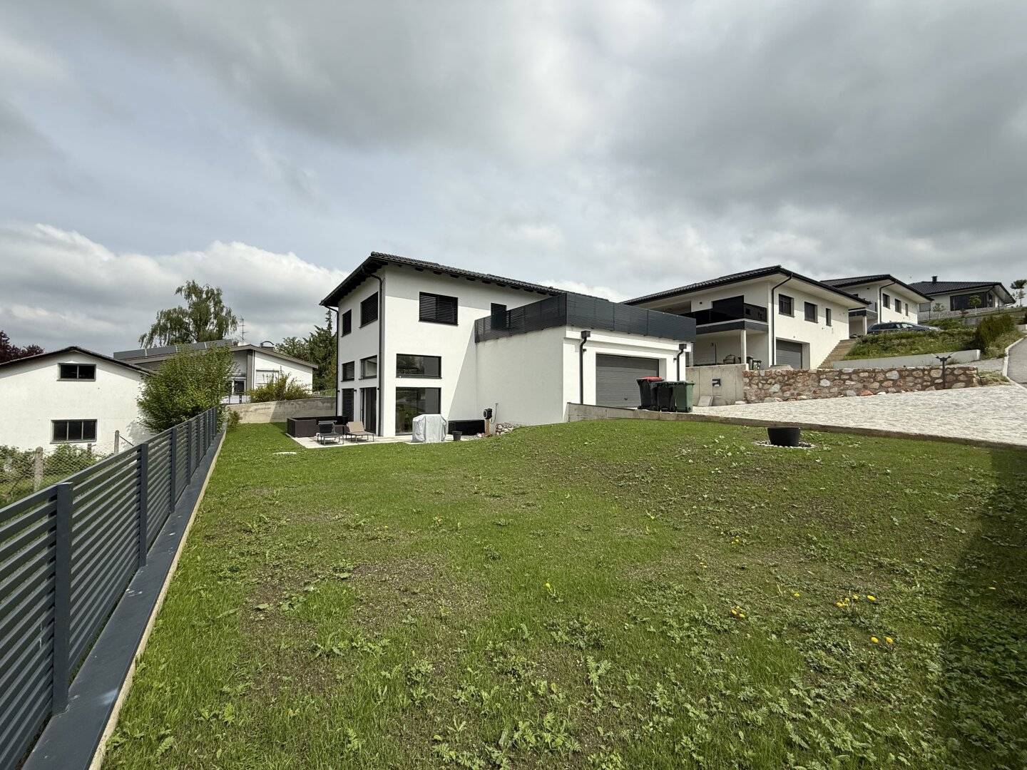 Traumhaftes Einfamilienhaus in Mehrnbach: Terrasse, Garage & Garten! 🌳👨‍👩‍👧‍👦