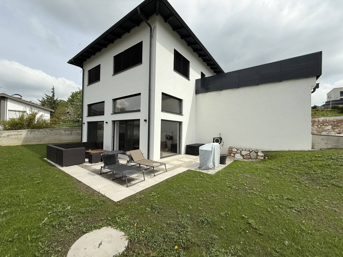 Traumhaftes Einfamilienhaus in Mehrnbach: Terrasse, Garage & Garten! 🌳👨‍👩‍👧‍👦