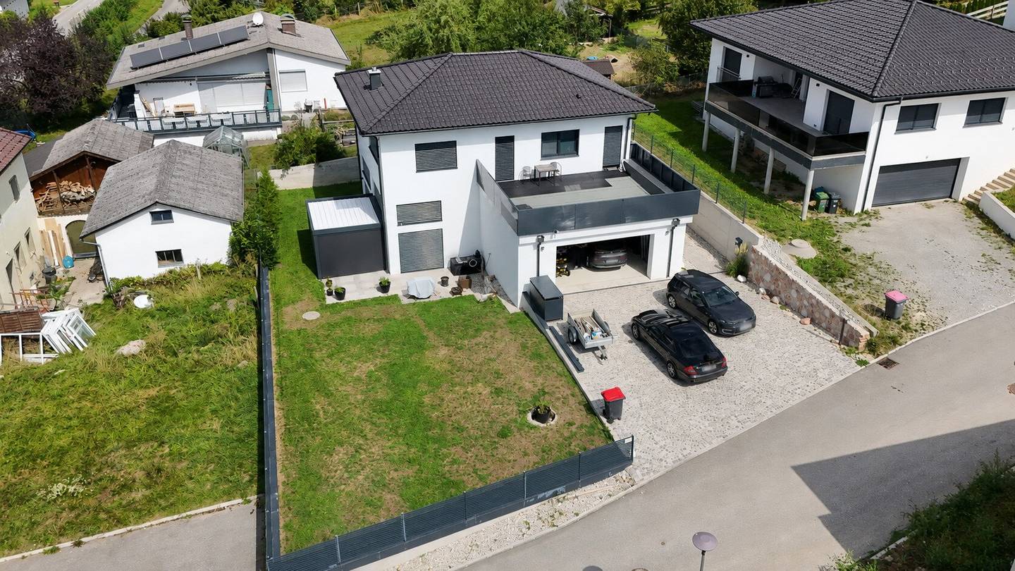 Traumhaftes Einfamilienhaus in Mehrnbach: Terrasse, Garage & Garten! 🌳👨‍👩‍👧‍👦