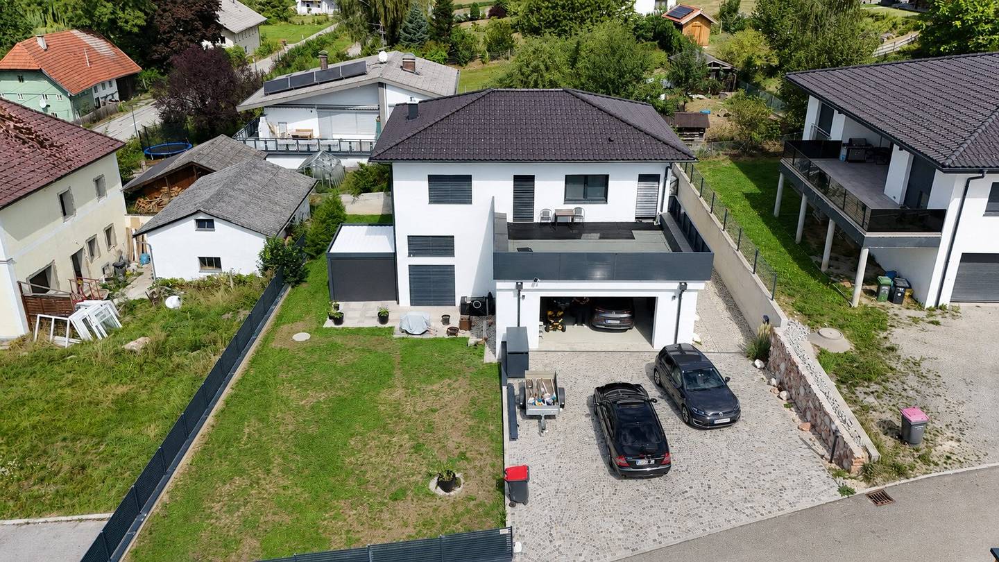 Traumhaftes Einfamilienhaus in Mehrnbach: Terrasse, Garage & Garten! 🌳👨‍👩‍👧‍👦