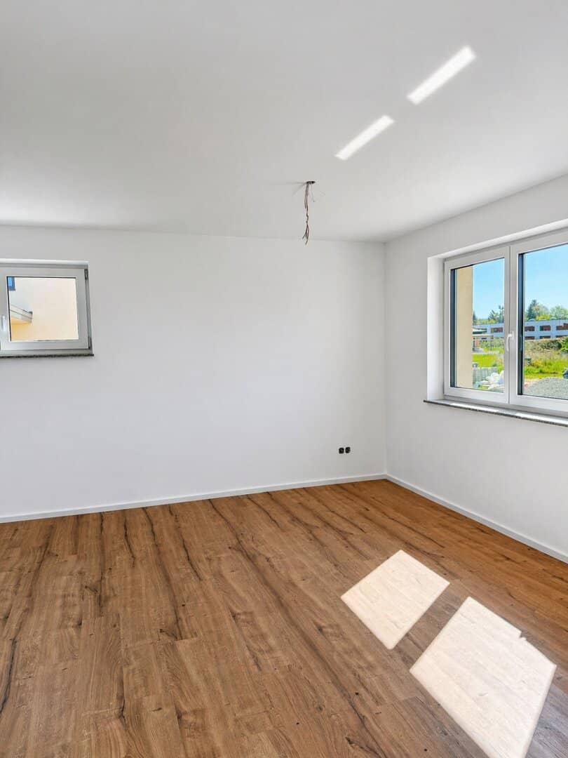Neuwertige 3-Zi-Wohnung im OG., Garten, Balkon, Caport,79m², €250.000