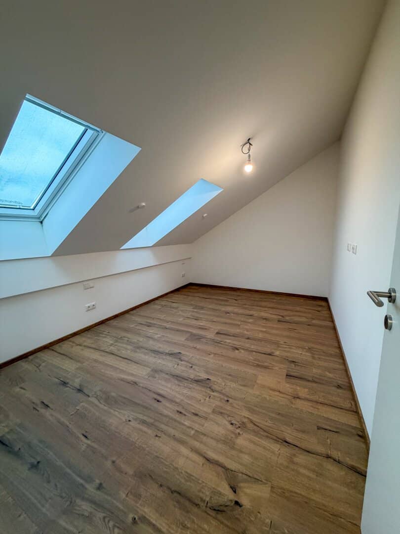 Moderne Wohnung mit Terrasse - inkl. Tiefgaragenplatz 🌿🚗