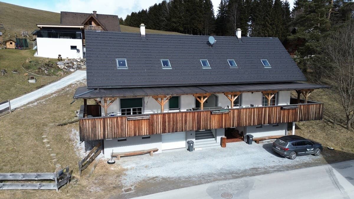 Traumhaftes Ferienhaus mit 2 Wohneinheiten am Packer Stausee