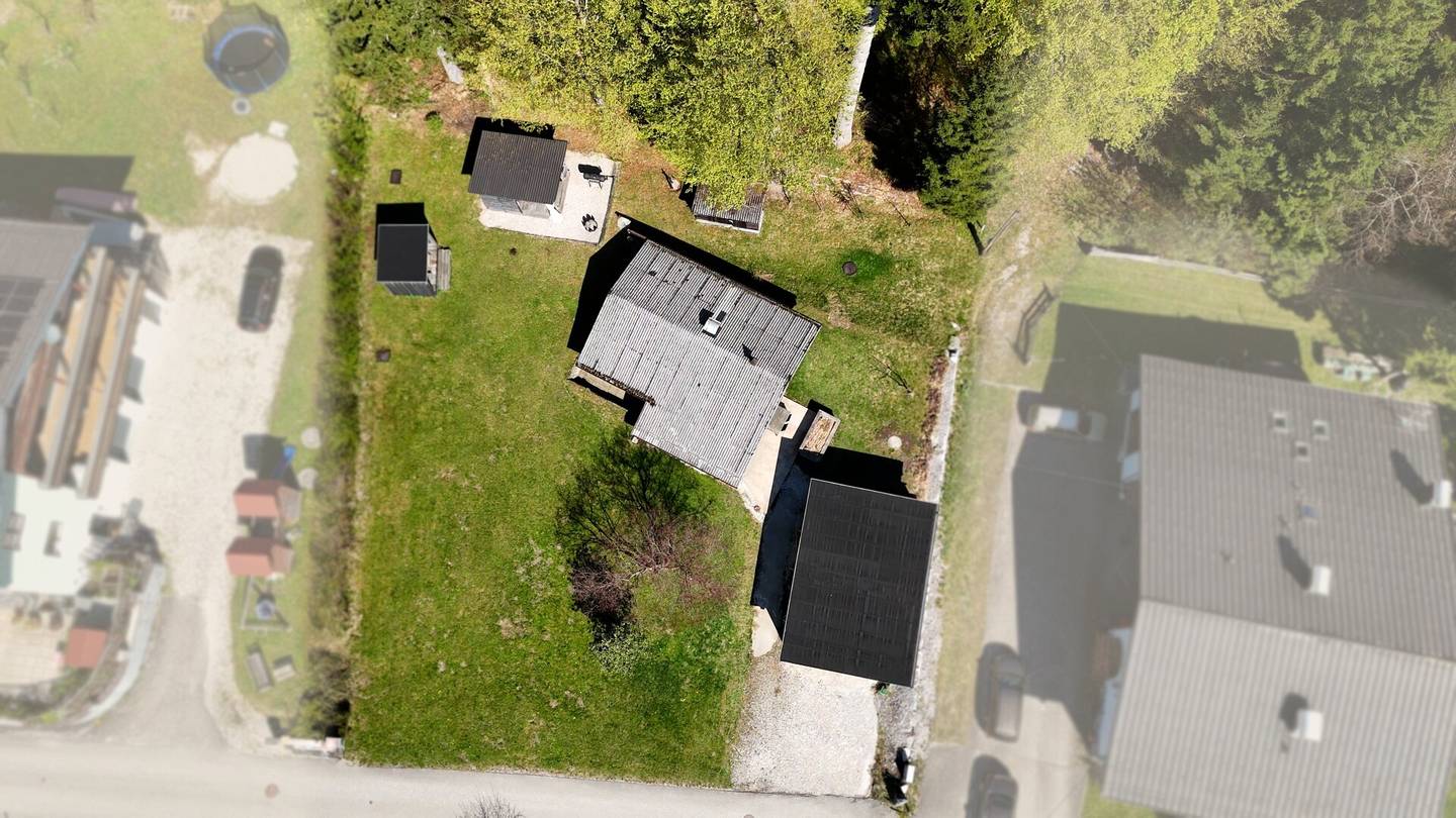 Baugrund mit Altbestand in idyllischer Lage – 1.073 m² am Waldrand