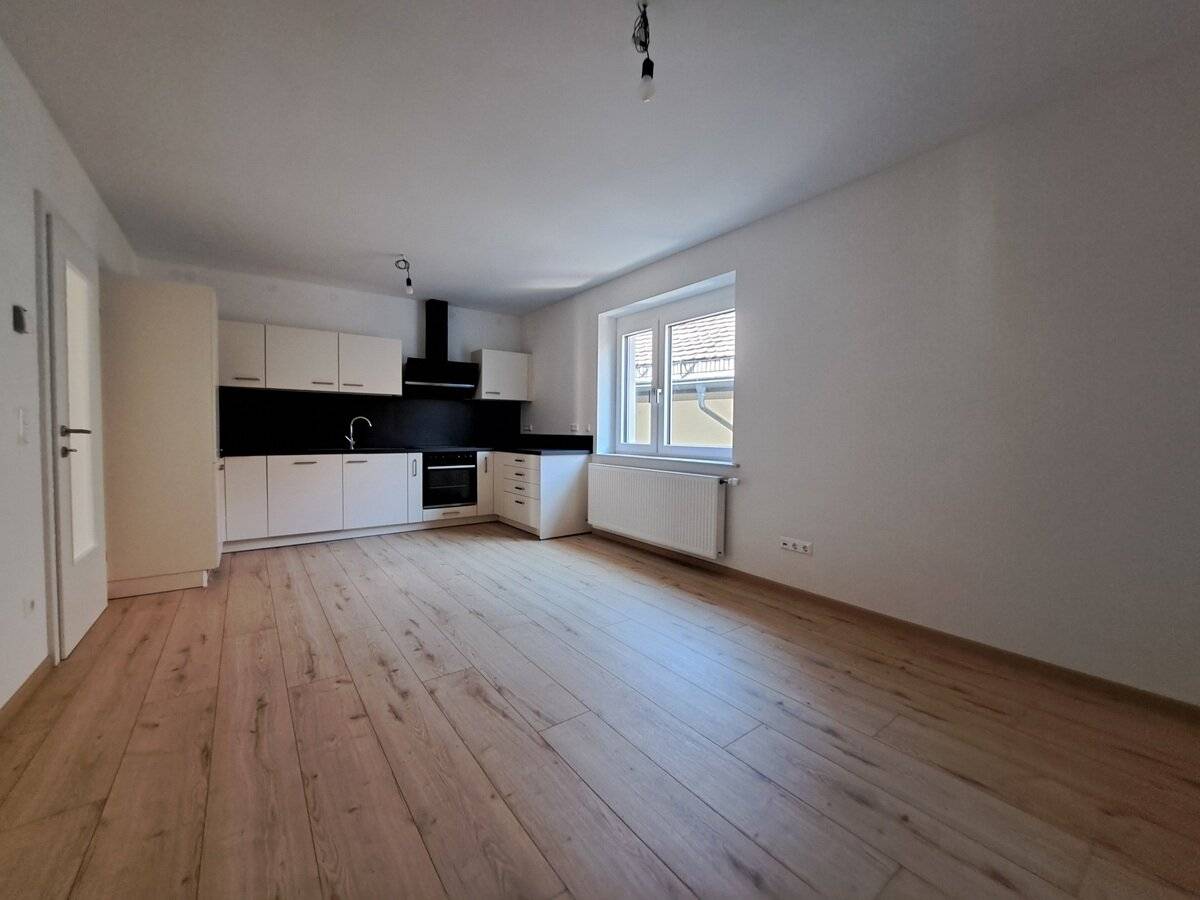 Erstbezug nach Generalsanierung: Tolle 3-Zimmer-Wohnung im Stadtzentrum