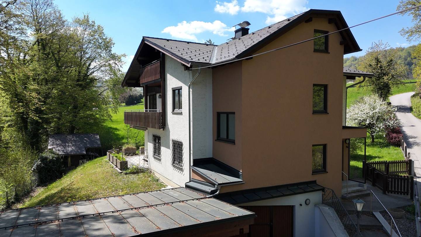 Zwei Wohnungen. Ein Haus. Und Platz für das, was einem wirklich wichtig ist.