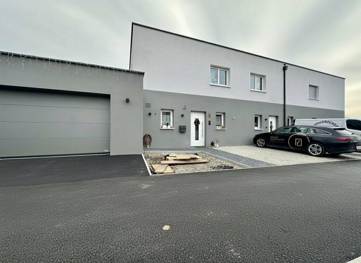Förderfähig: belagsfertiges Mittelreihenhaus
