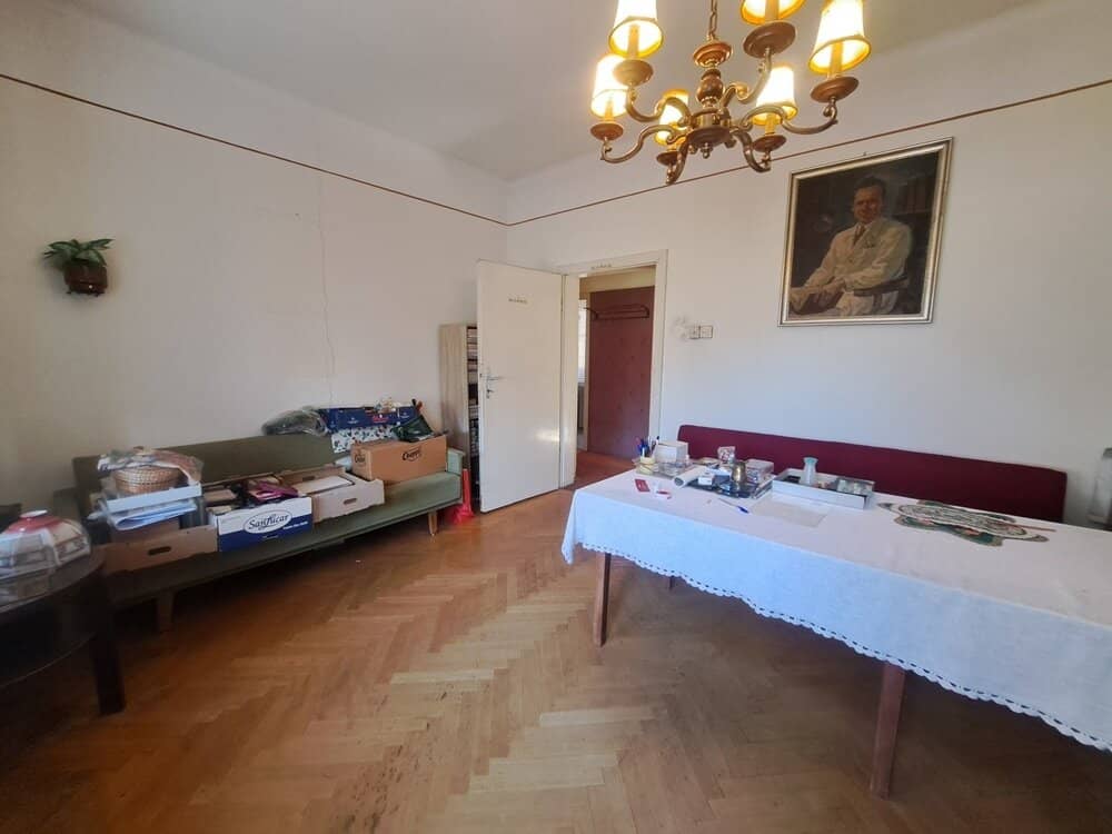 Geschäfts- und Wohnhaus im Herzen der Lipizzanerheimat
