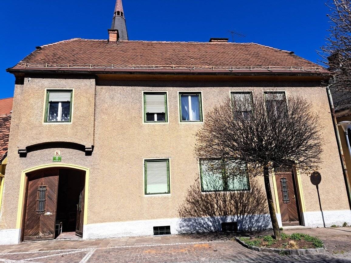 Geschäfts- und Wohnhaus im Herzen der Lipizzanerheimat