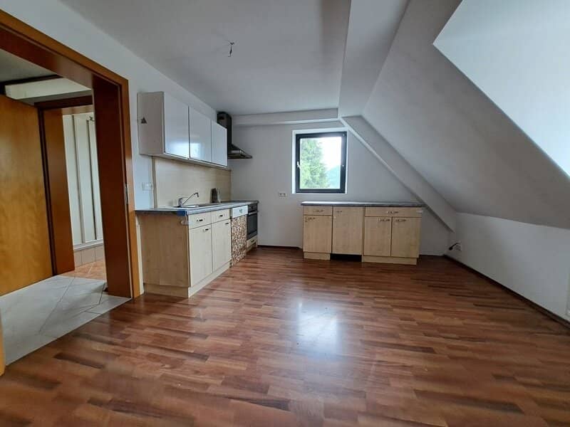 Solide Wohnung mit Blick auf Köflach