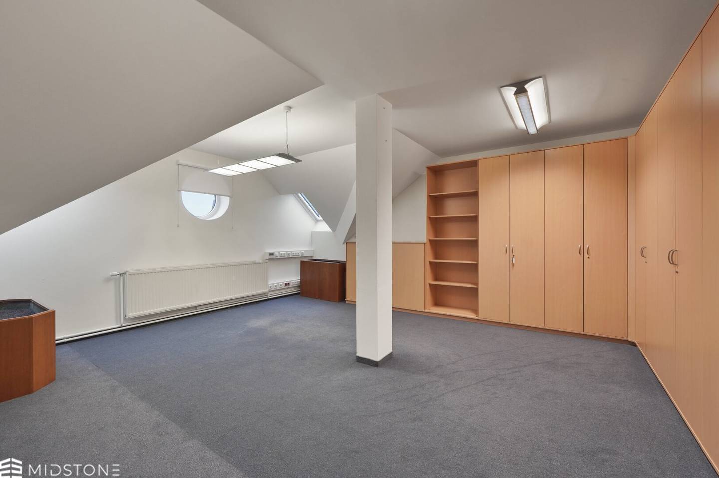 Zentrale Büro- oder Praxisfläche mit drei Räumen in Toplage von Horn