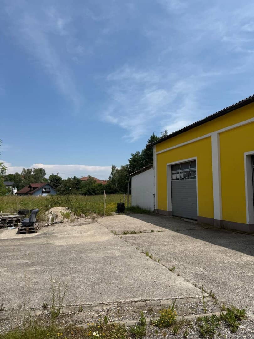 Gewerbeobjekt mit ca. 4.954 m² Grund in St. Pantaleon