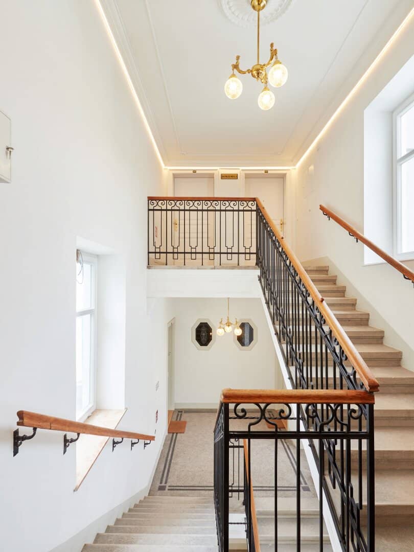 Top renovated period style building 2 room apartment