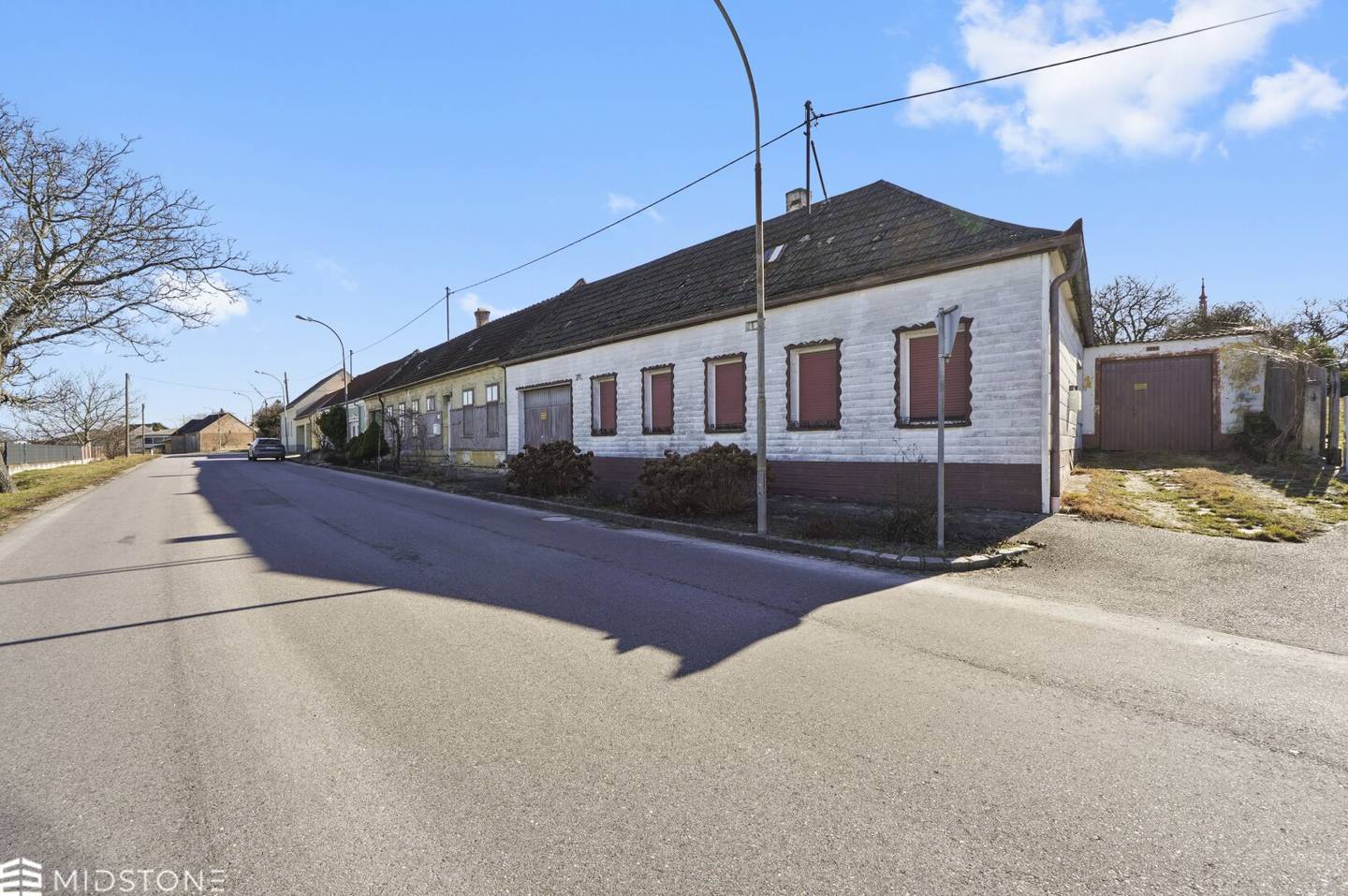 *Zwei Häuser auf einem Grundstück* Wohnen, Erweitern oder Neu Denken in Hohenruppersdorf