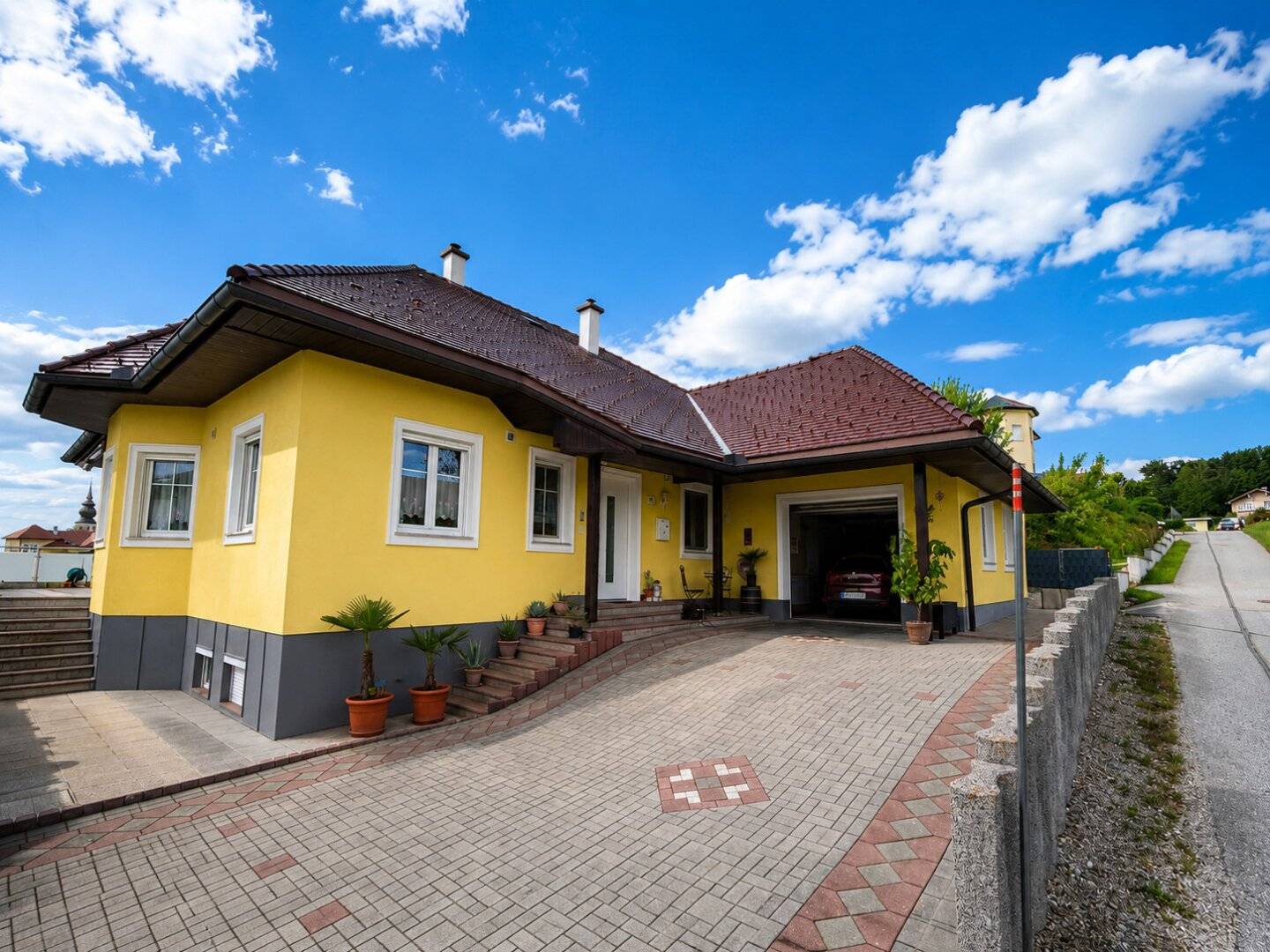 🏡 Gepflegter Bungalow in traumhafter Lage – Wohnen mit Komfort & Weitblick 🌄